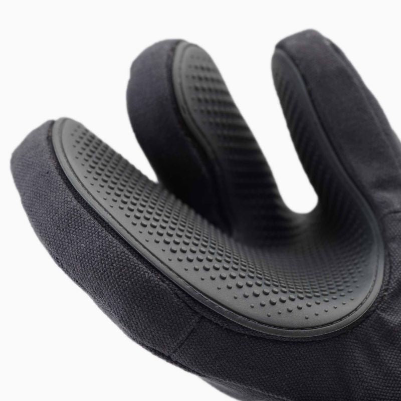 Pinch™ Easy-grip Grey Oven Glove  Pinch™ Easy-grip Grey Oven Glove Pinch™ Easy-grip Grey Oven Glove The German Outlet