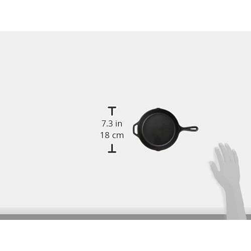 Wildlife Series™ 26cm Cast Iron Deer Skillet Cast Iron Wildlife Series™ 26cm Cast Iron Deer Skillet Wildlife Series™ 26cm Cast Iron Deer Skillet Lodge