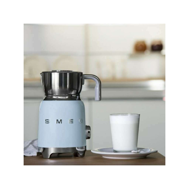 50's Style Aesthetic - Milk Frother Pastel Blue Milk Frother 50's Style Aesthetic - Milk Frother Pastel Blue 50's Style Aesthetic - Milk Frother Pastel Blue Smeg