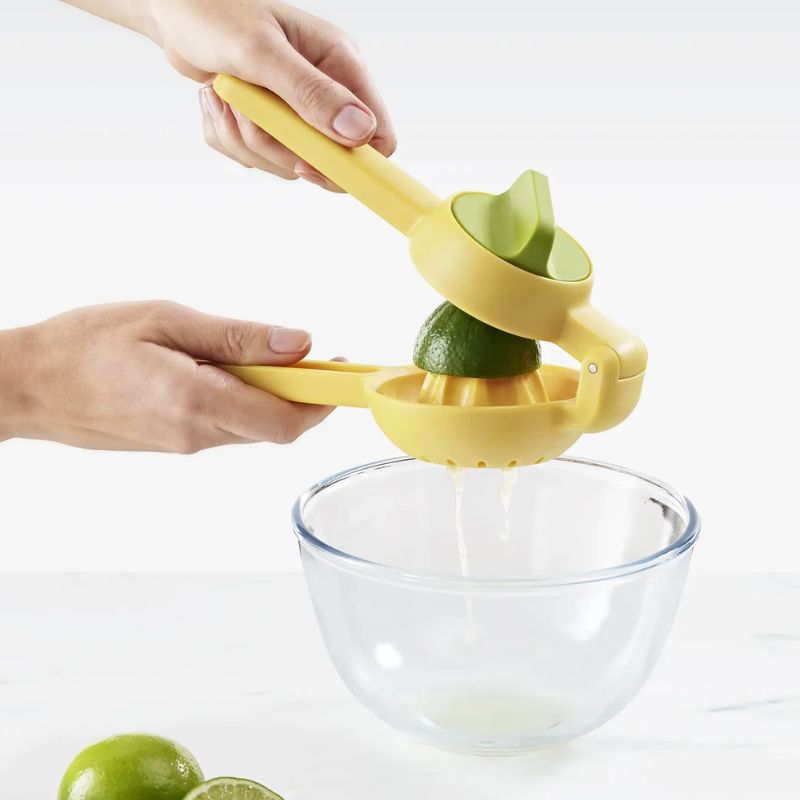 JuiceMax Dual-action Yellow Citrus Press Juicers JuiceMax Dual-action Yellow Citrus Press JuiceMax Dual-action Yellow Citrus Press Joseph Joseph