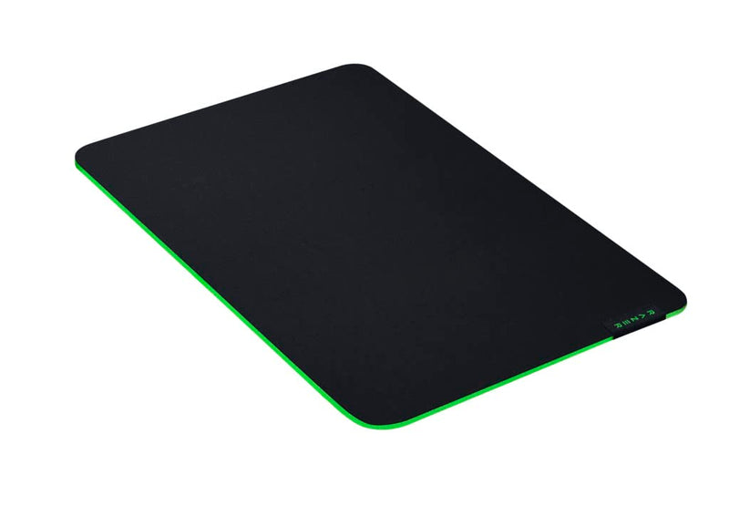 Gigantus V2 Soft Gaming Mouse Mat Medium Gaming Gigantus V2 Soft Gaming Mouse Mat Medium Gigantus V2 Soft Gaming Mouse Mat Medium Razer