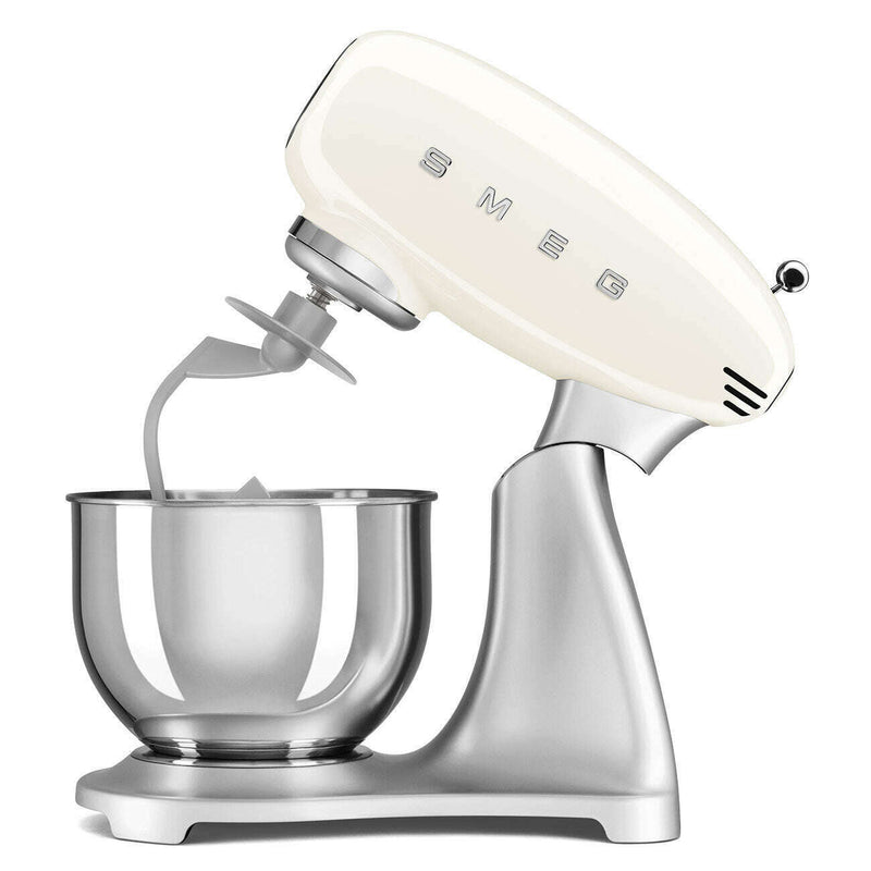 50's Style Aesthetic - Stand Mixer Creame Stand Mixer 50's Style Aesthetic - Stand Mixer Creame 50's Style Aesthetic - Stand Mixer Creame Smeg