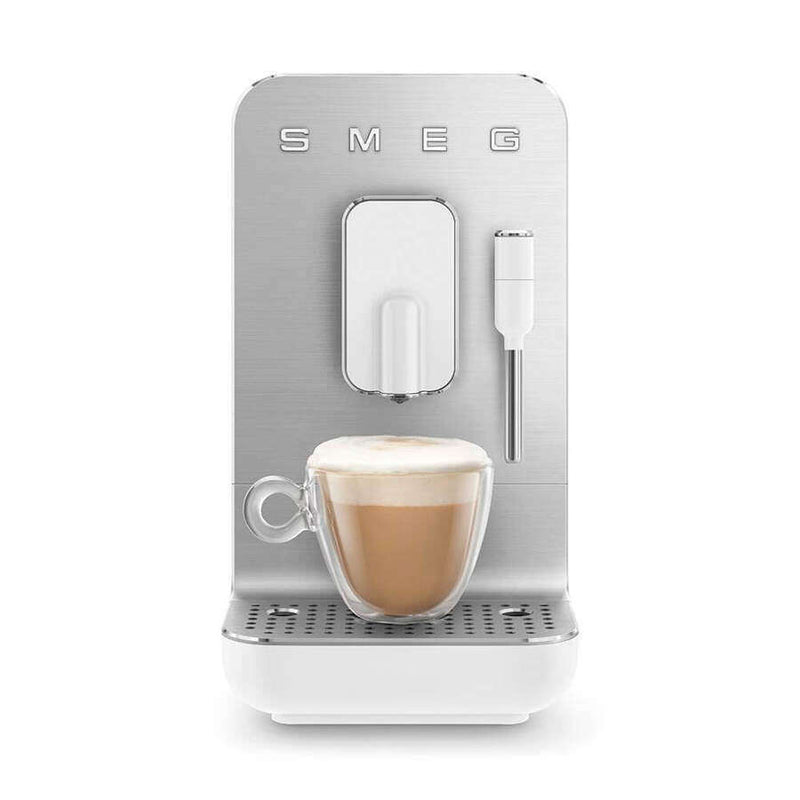 50's Style Aesthetic - Automatic Espresso Coffee Machine White Matt Coffee Makers & Espresso Machines 50's Style Aesthetic - Automatic Espresso Coffee Machine White Matt 50's Style Aesthetic - Automatic Espresso Coffee Machine White Matt Smeg