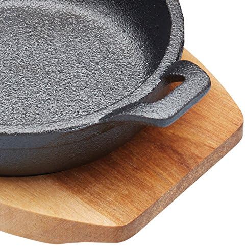 Artesà  Cast Iron Mini Fry Pan with Board Cast Iron Artesà  Cast Iron Mini Fry Pan with Board Artesà  Cast Iron Mini Fry Pan with Board KitchenCraft