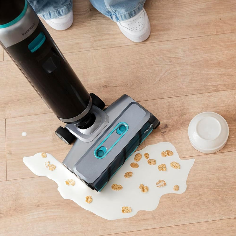 Electric Mop FreeGo Washing, Scrubbing  & Vacuuming Vacuum Cleaner Electric Mop FreeGo Washing, Scrubbing  & Vacuuming Electric Mop FreeGo Washing, Scrubbing  & Vacuuming Cecotec