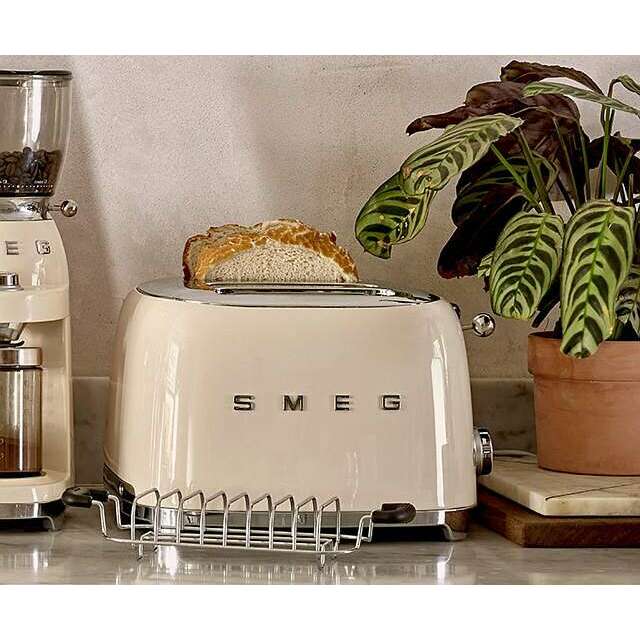 Toaster 2 slice, Cream Toasters Toaster 2 slice, Cream Toaster 2 slice, Cream Smeg