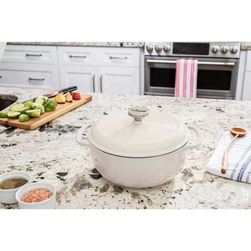 7.38L White Enameled Cast Iron Dutch Oven Dutch Ovens 7.38L White Enameled Cast Iron Dutch Oven 7.38L White Enameled Cast Iron Dutch Oven Lodge