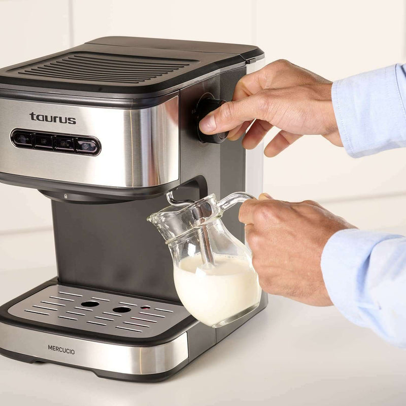 Mercutio Extra Cream Espresso Machine Coffee machine Mercutio Extra Cream Espresso Machine Mercutio Extra Cream Espresso Machine Taurus