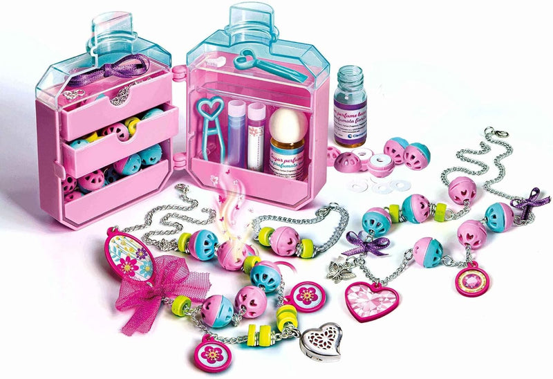 Crazy Chic - Perfumed Charms toddler's toys Crazy Chic - Perfumed Charms Crazy Chic - Perfumed Charms CLEMENTONI