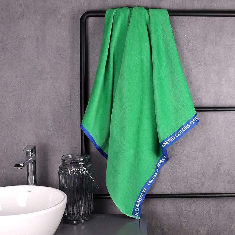 Beach Towel 90 x 160 cm, Green 420 GSM Bathroom Towels Beach Towel 90 x 160 cm, Green 420 GSM Beach Towel 90 x 160 cm, Green 420 GSM United Colors of Benetton