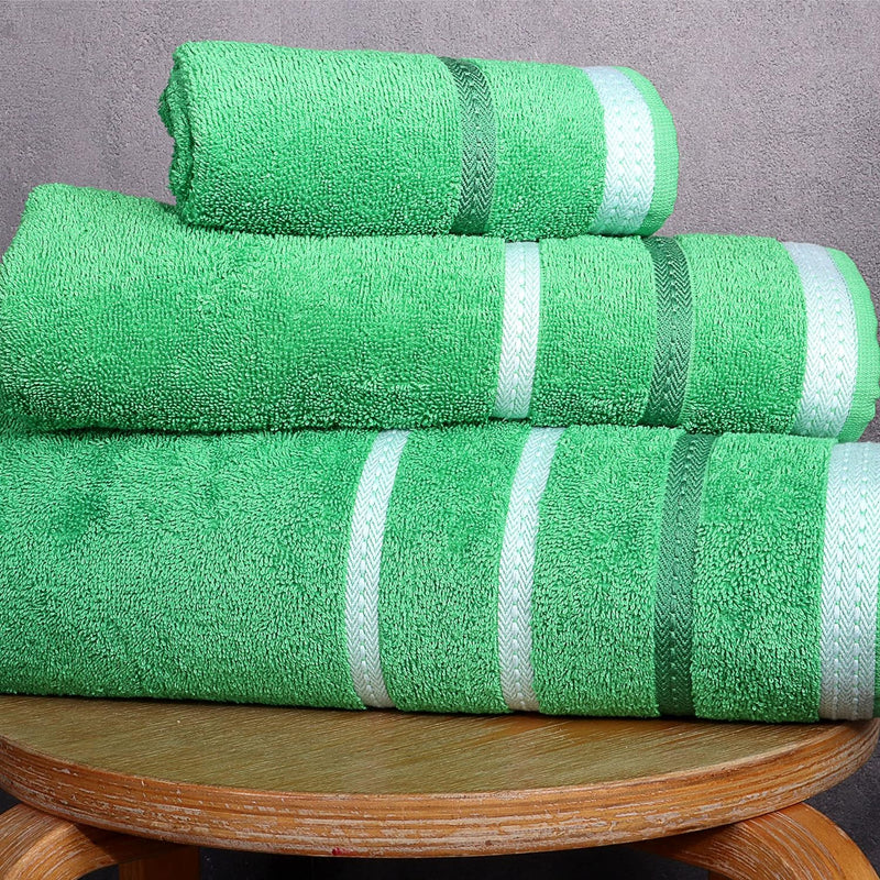 Striped Green, Set of 3 Bath Towels Bathroom Towels Striped Green, Set of 3 Bath Towels Striped Green, Set of 3 Bath Towels United Colors of Benetton