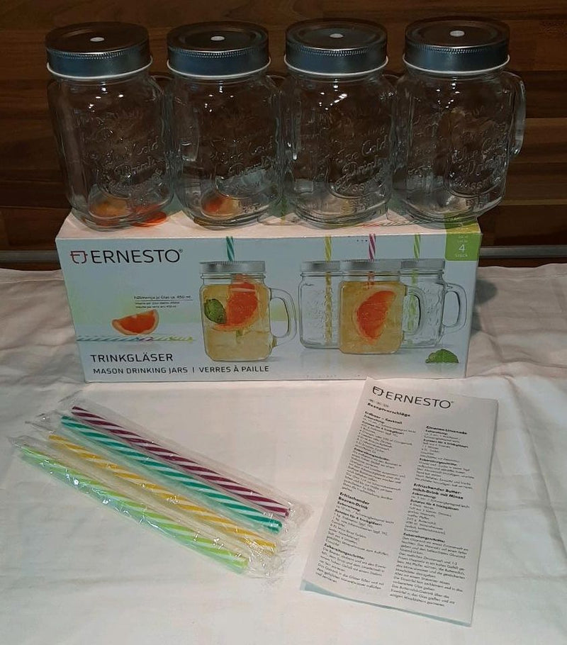 Set of 4 Glass Cups With Lids & Straws