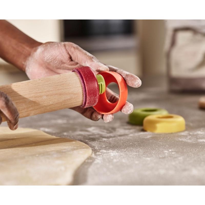 PrecisionPin™ Adjustable Multicolour Rolling Pin Rolling Pins PrecisionPin™ Adjustable Multicolour Rolling Pin PrecisionPin™ Adjustable Multicolour Rolling Pin Joseph Joseph