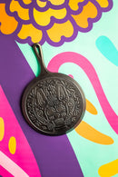 LODGE Day of the Dead 10.5 Inch Sugar Skull Cast Iron Griddle Cast Iron LODGE Day of the Dead 10.5 Inch Sugar Skull Cast Iron Griddle LODGE Day of the Dead 10.5 Inch Sugar Skull Cast Iron Griddle Lodge