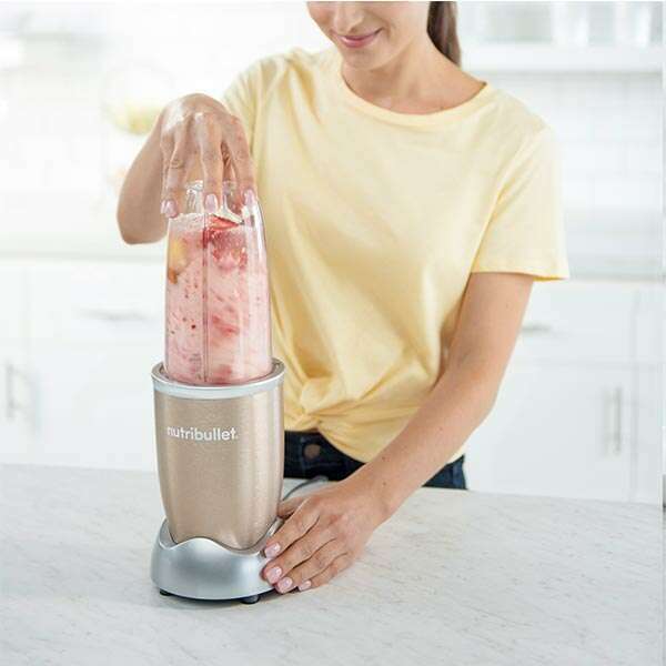 Pro® 900 Blender, 7pc Accessories Blender Pro® 900 Blender, 7pc Accessories Pro® 900 Blender, 7pc Accessories Nutribullet