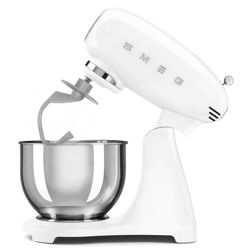 50's Style Aesthetic - Stand Mixer Full White Stand Mixer 50's Style Aesthetic - Stand Mixer Full White 50's Style Aesthetic - Stand Mixer Full White Smeg