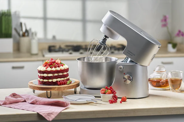 Silver Kitchen Machine with Blender Cake Mixer Silver Kitchen Machine with Blender Silver Kitchen Machine with Blender Kenwood