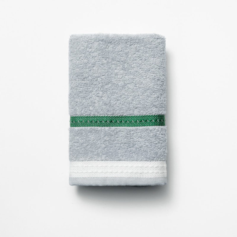 Guest Towel 40x60cm 450GSM 100% Cotton Bathroom Towels Guest Towel 40x60cm 450GSM 100% Cotton Guest Towel 40x60cm 450GSM 100% Cotton United Colors of Benetton