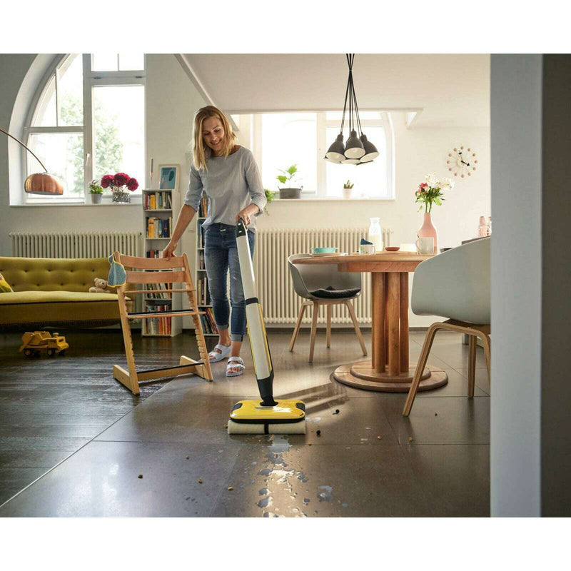 Cordless Hard Floor Cleaner FC7 - Yellow Vacuum Cleaner Cordless Hard Floor Cleaner FC7 - Yellow Cordless Hard Floor Cleaner FC7 - Yellow Karcher