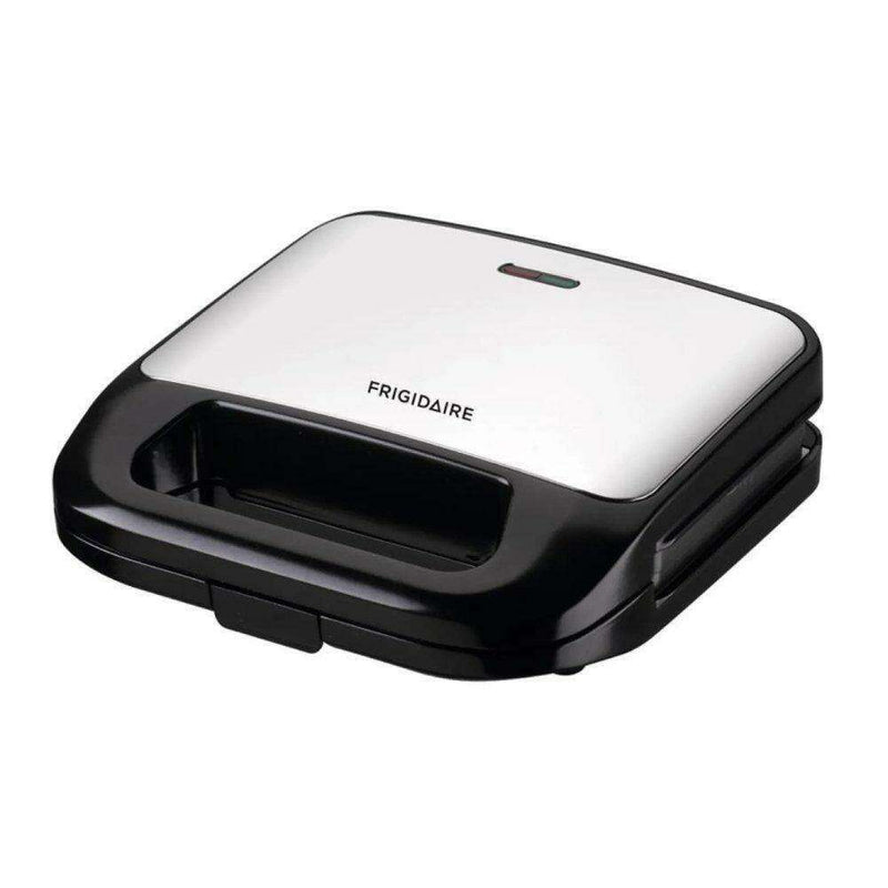 2-in-1 Sandwich & Waffle Maker 750W contact grill 2-in-1 Sandwich & Waffle Maker 750W 2-in-1 Sandwich & Waffle Maker 750W Frigidaire