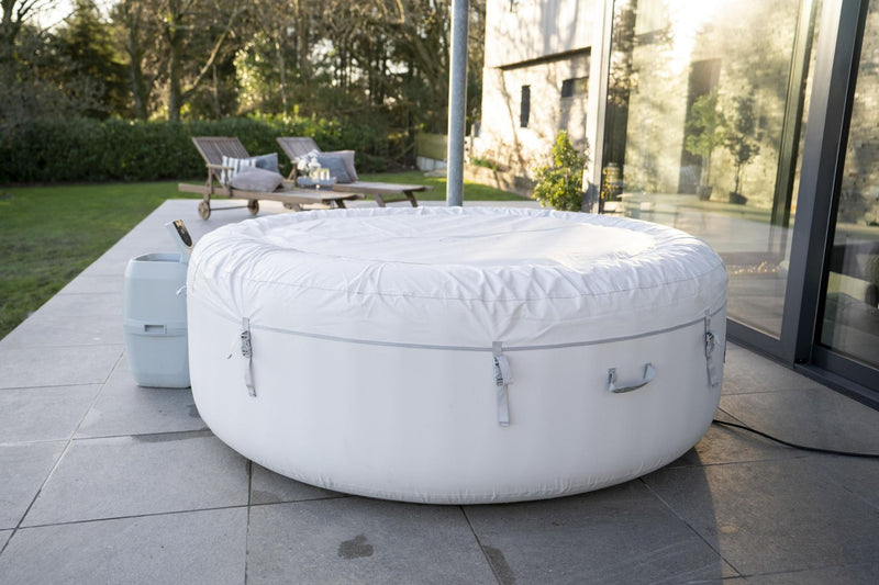 Lay-Z-Spa Paris AirJet Spa with LED 196x66cm, 4-6 persons Spa Bubble Pools Lay-Z-Spa Paris AirJet Spa with LED 196x66cm, 4-6 persons Lay-Z-Spa Paris AirJet Spa with LED 196x66cm, 4-6 persons Bestway