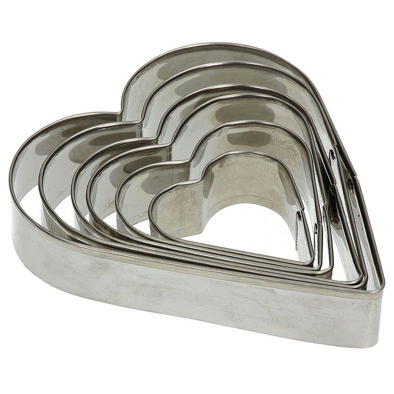 Set of 6 Heart Molds 18/10 Stainless Steel Silver Bakeware Set of 6 Heart Molds 18/10 Stainless Steel Silver Set of 6 Heart Molds 18/10 Stainless Steel Silver Tognana