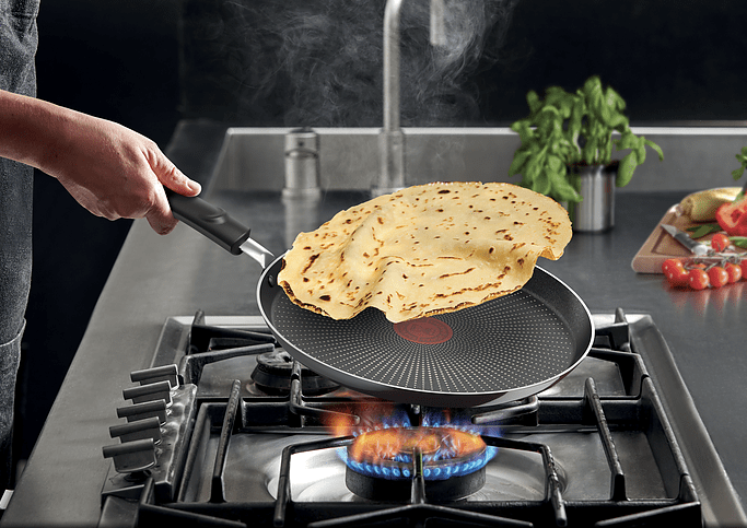 G6 Resist Intense - Pancake Pan Frying pan G6 Resist Intense - Pancake Pan G6 Resist Intense - Pancake Pan Tefal