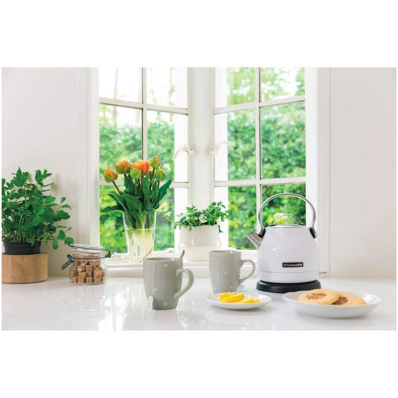 1.25 L Classic Kettle - White Electric Kettles 1.25 L Classic Kettle - White 1.25 L Classic Kettle - White KitchenAid