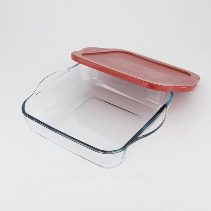 Baking dish with Lid